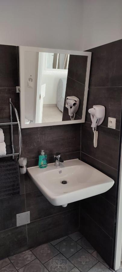Mauguio Center Hotel Dış mekan fotoğraf